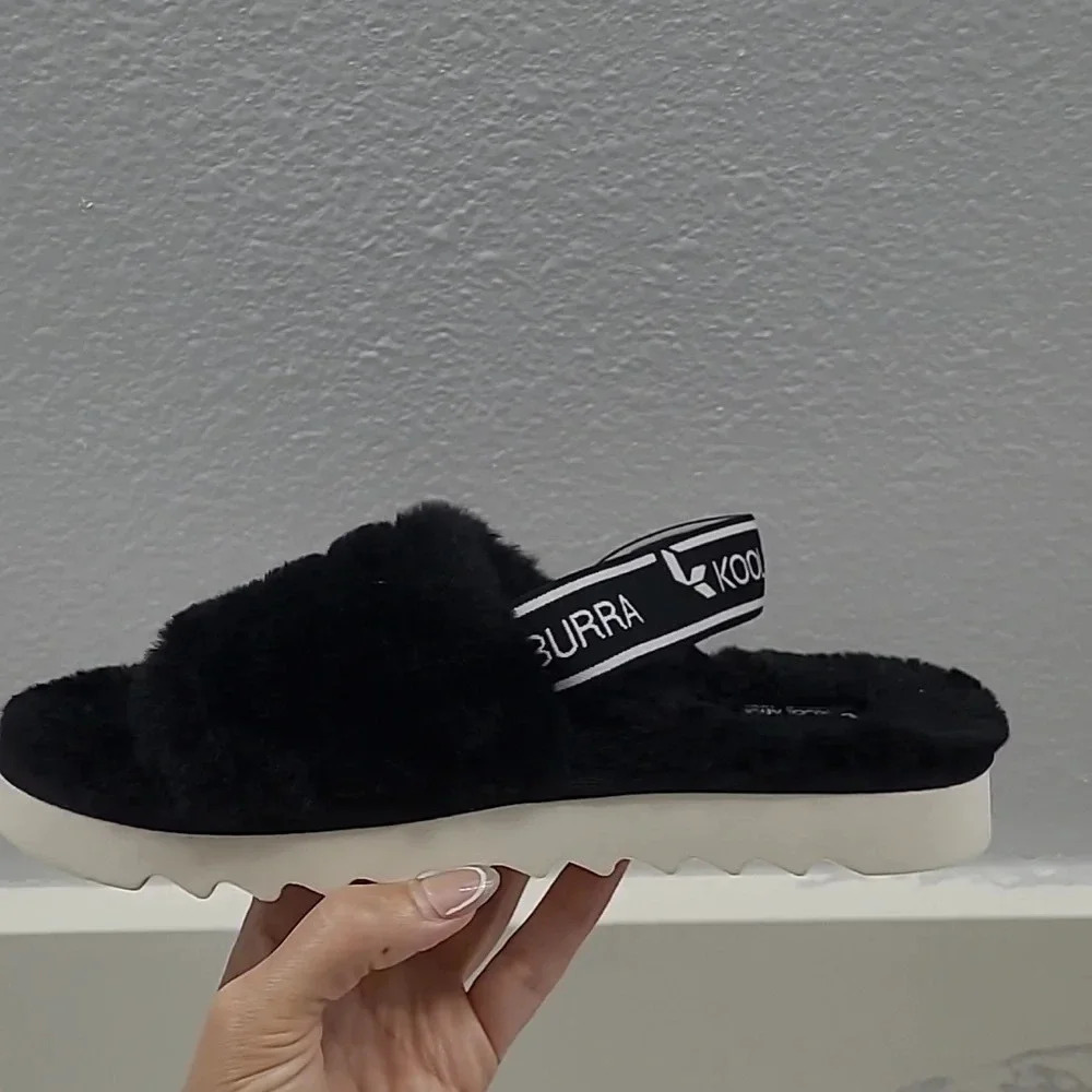 Koolaburra By UGG Fuzz'n II Faux Fur Sandals - Picture 2 of 12